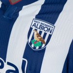 Camiseta de manga larga de la 1.ª equipación del West Bromwich Albion 2026/27 para hombre Camiseta de manga larga de la 1.ª equipación del West Bromwich Albion 2026/27 para hombre
