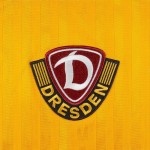 Camiseta local infantil de manga larga Dynamo Dresden 2026/27 Camiseta local infantil de manga larga Dynamo Dresden 2026/27
