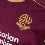 Camiseta de manga larga de la 2.ª equipación del Bolton Wanderers 2026/27 para mujer Camiseta de manga larga de la 2.ª equipación del Bolton Wanderers 2026/27 para mujer