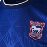 Camiseta de local Ipswich Town 2026/27 para hombre Camiseta de local Ipswich Town 2026/27 para hombre