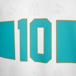 Camiseta Retro King OM #10 - Blanca Mujer Camiseta Retro King OM #10 - Blanca Mujer