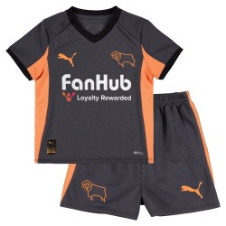Conjunto visitante Derby County 2025/26 niño