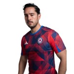 Camiseta Hombre Cruz Azul Tercera Calentamiento 2025/26 – Rojo/Marino Camiseta Hombre Cruz Azul Tercera Calentamiento 2025/26 – Rojo/Marino